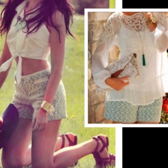 Anthropology Cartonnier Lace Overlap Shorts - Picture 1 of 8